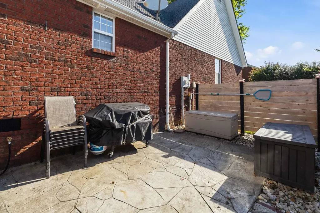 136 General Cleburne Drive Richmond KY 40475