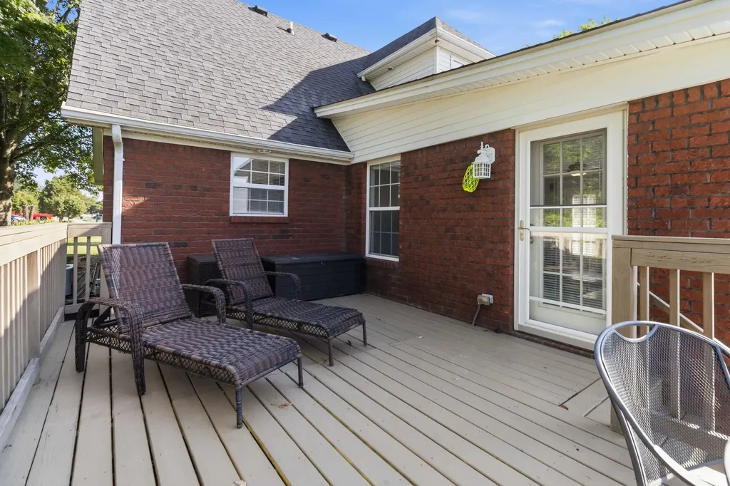 136 General Cleburne Drive Richmond KY 40475