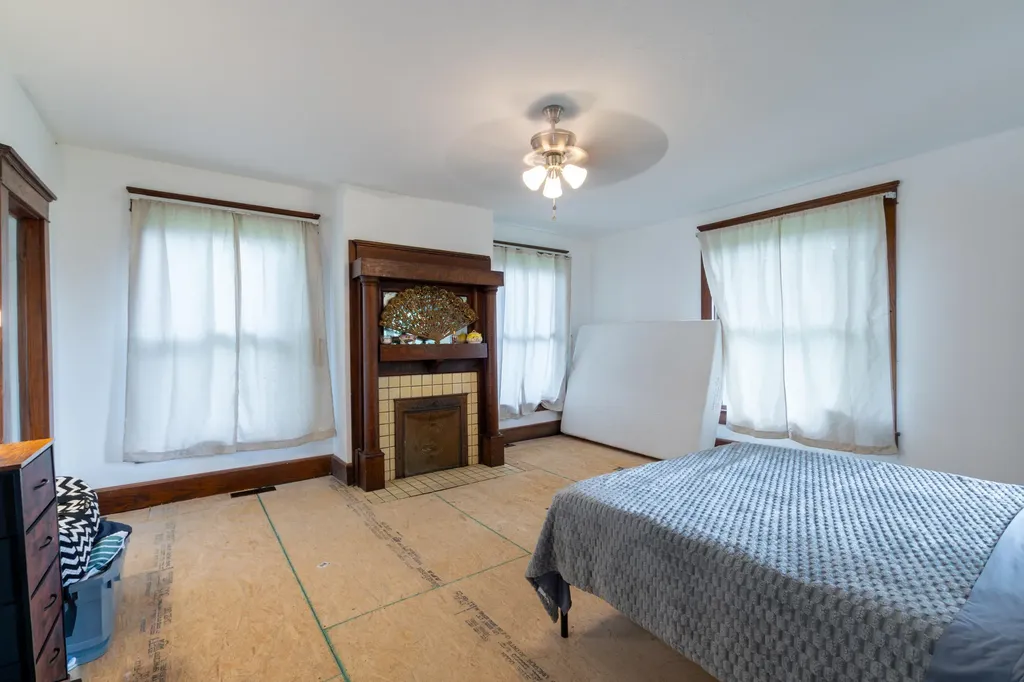 101 W Wellington Street Hickman KY 42050