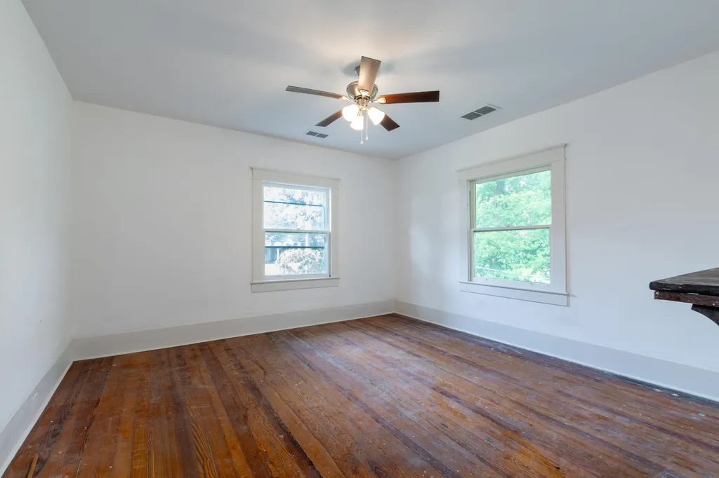 101 W Wellington Street Hickman KY 42050