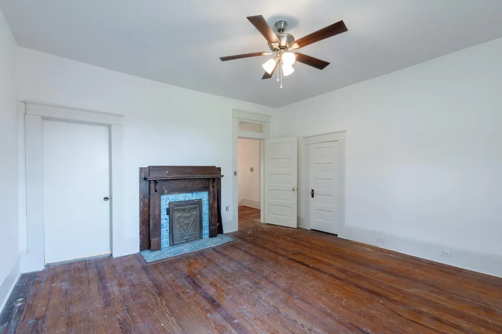 101 W Wellington Street Hickman KY 42050