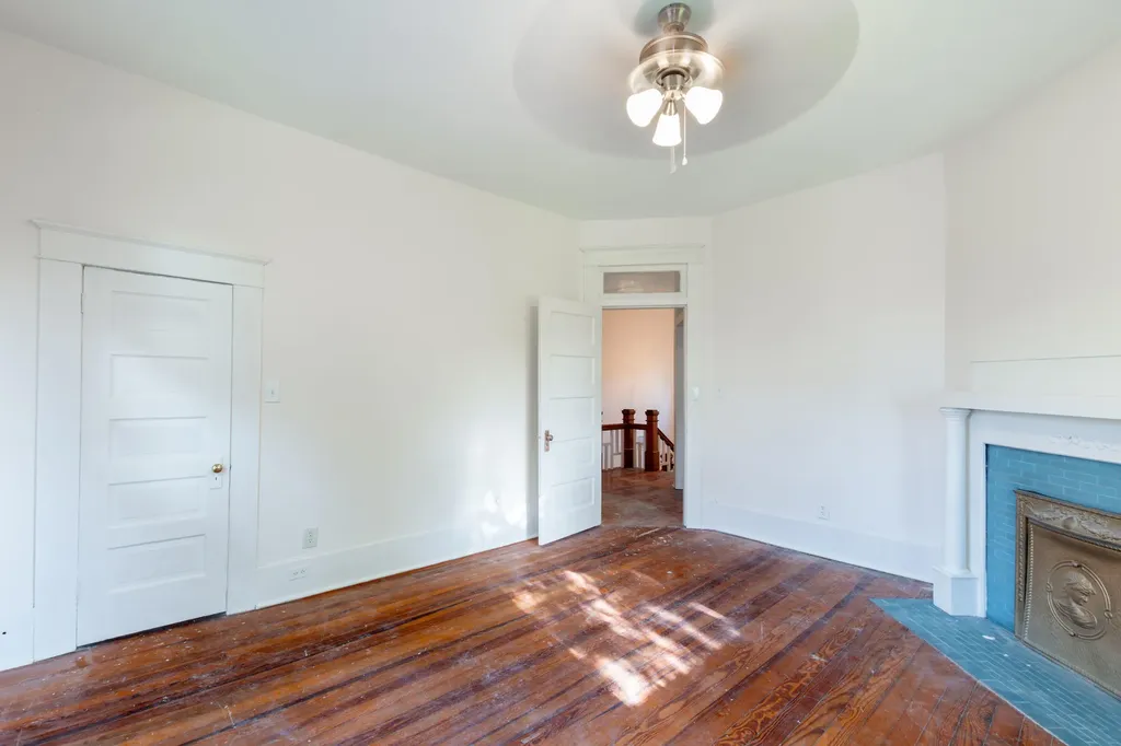 101 W Wellington Street Hickman KY 42050