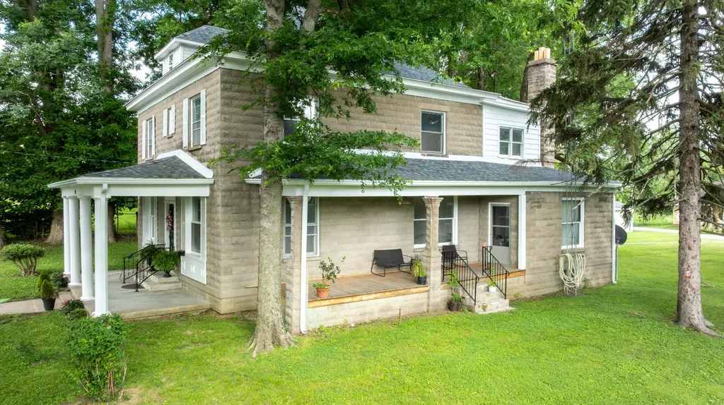 101 W Wellington Street Hickman KY 42050