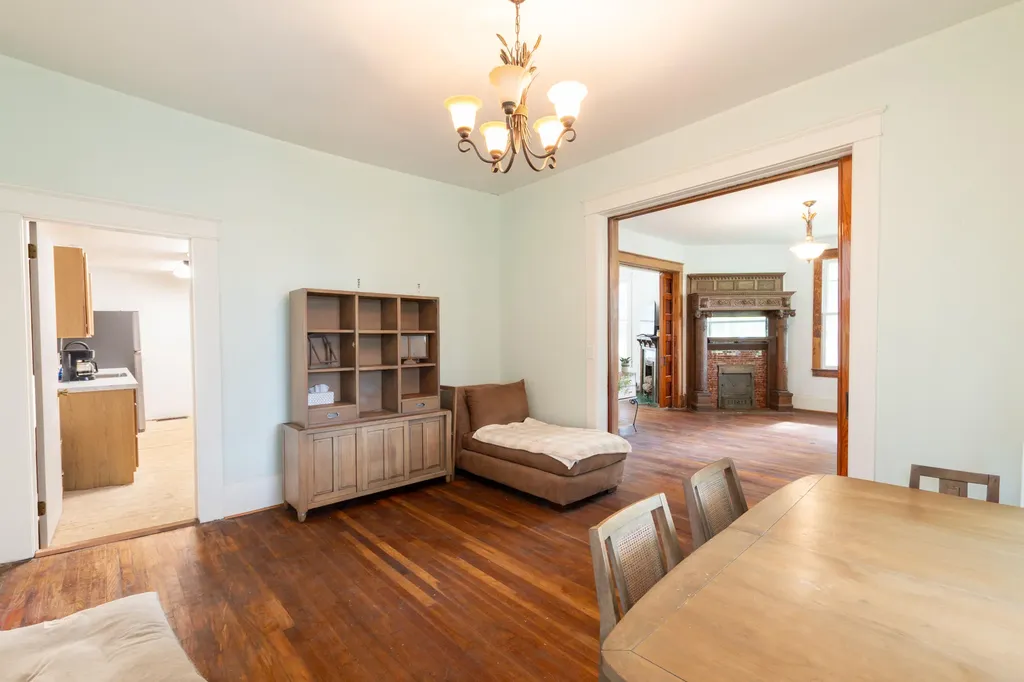 101 W Wellington Street Hickman KY 42050