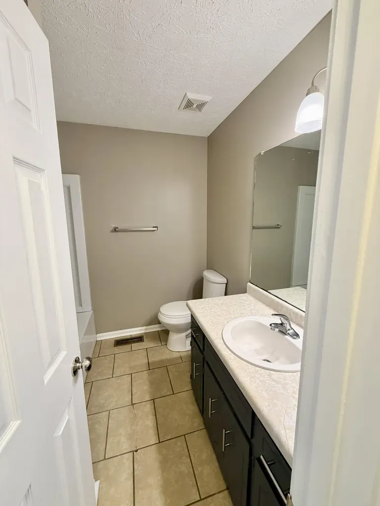 922 L C Avenue Hopkinsville KY 42240