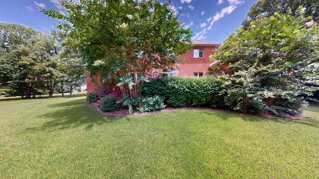 133 Windward Lane Murray KY 42071