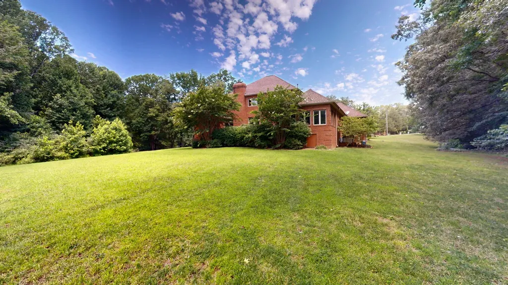 133 Windward Lane Murray KY 42071
