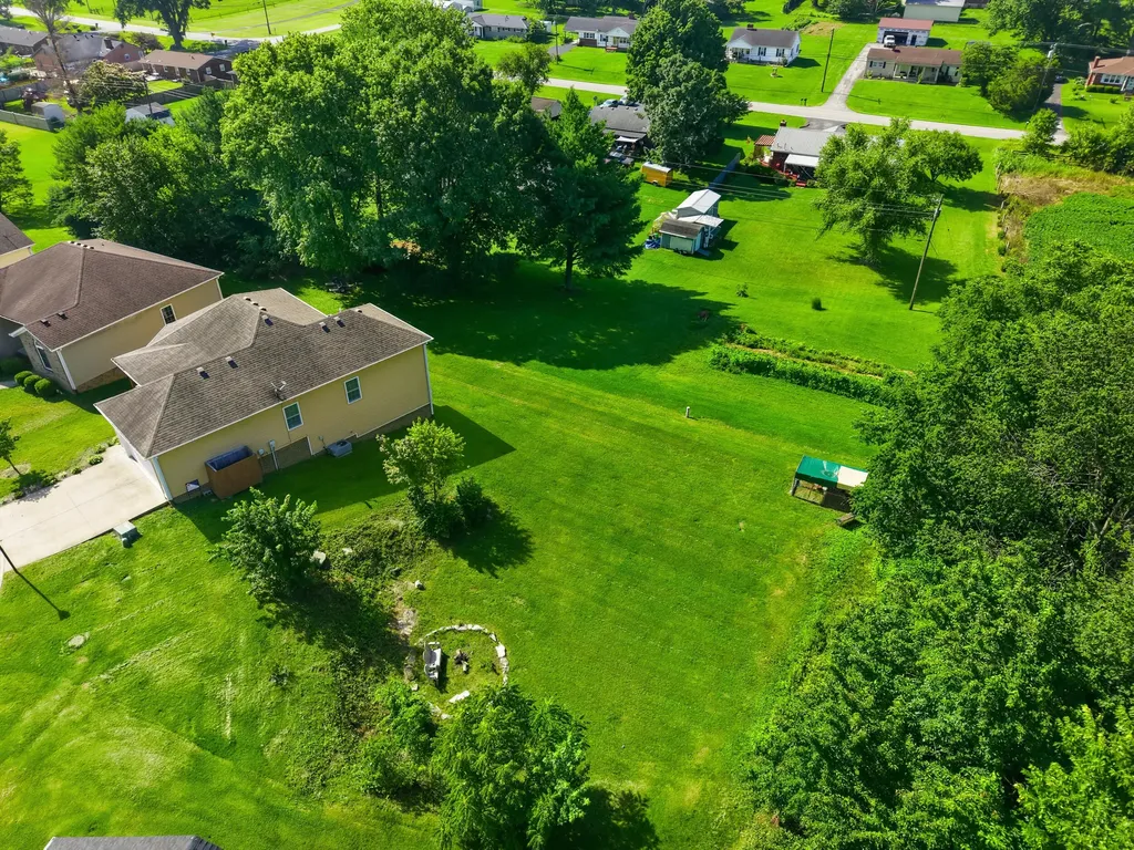 148 Grace Court Harrodsburg KY 40330