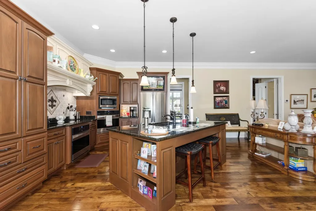 6330 Burchell Cove Paducah KY 42003