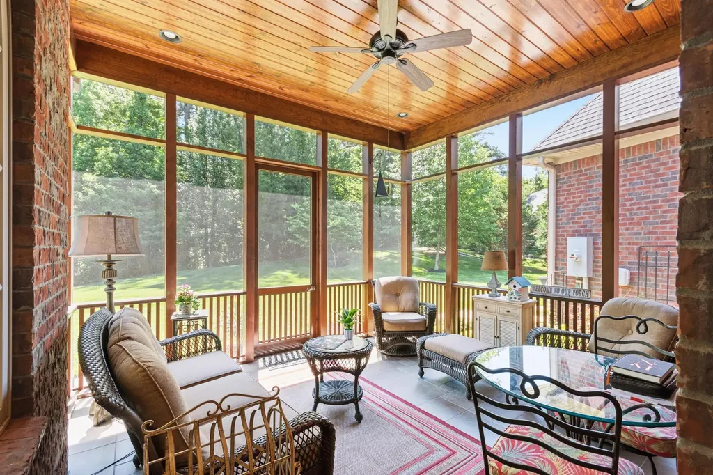6330 Burchell Cove Paducah KY 42003