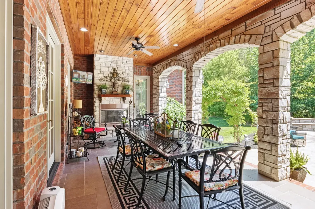 6330 Burchell Cove Paducah KY 42003