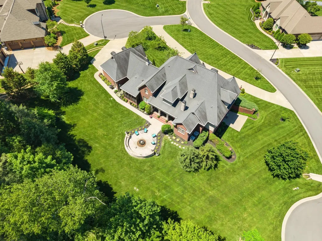 6330 Burchell Cove Paducah KY 42003