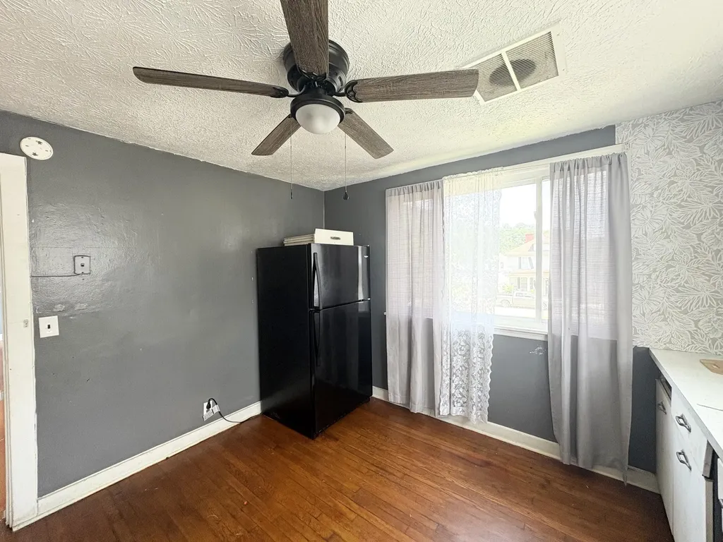 205 Frank Street Paintsville KY 41240