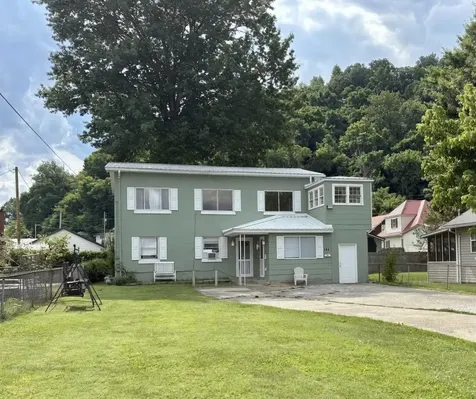 205 Frank Street Paintsville KY 41240