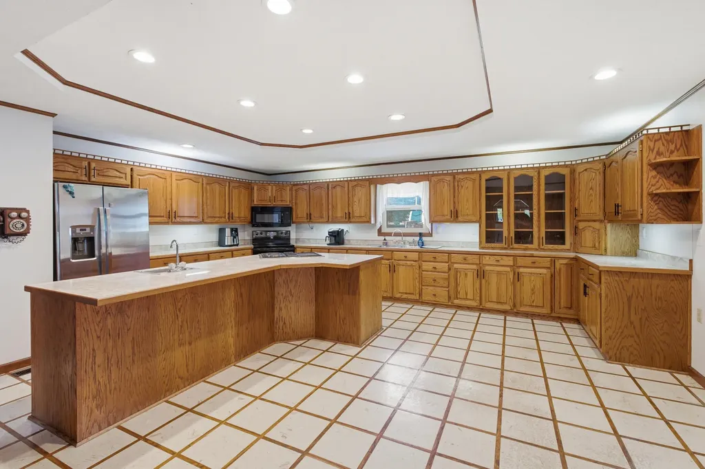 205 Sharon Drive Ledbetter KY 42058