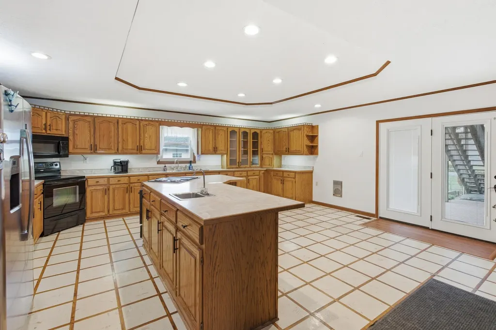 205 Sharon Drive Ledbetter KY 42058