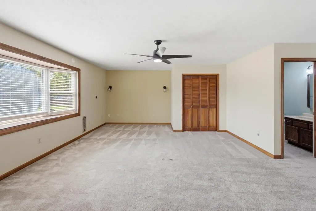 205 Sharon Drive Ledbetter KY 42058