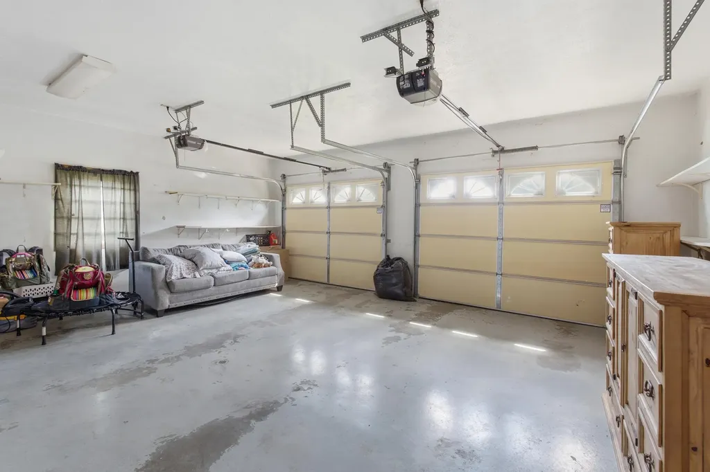 205 Sharon Drive Ledbetter KY 42058