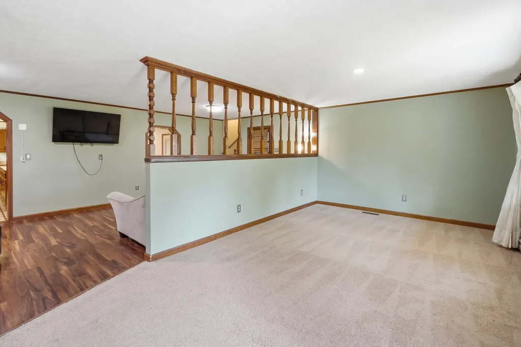 205 Sharon Drive Ledbetter KY 42058