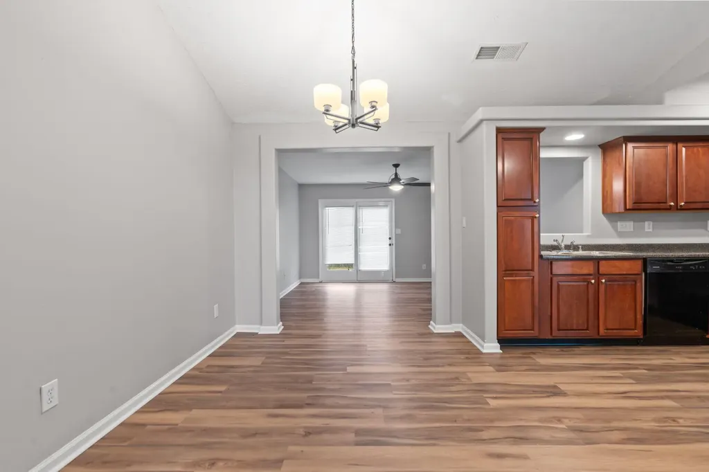 305 Spring Valley Lane Lexington KY 40511