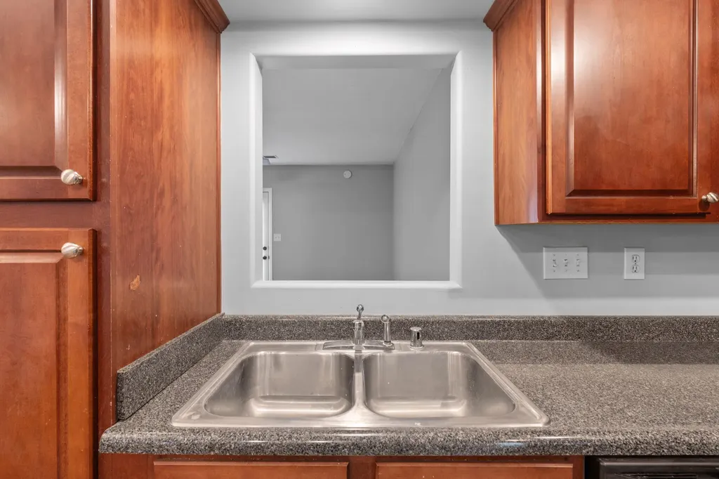 305 Spring Valley Lane Lexington KY 40511