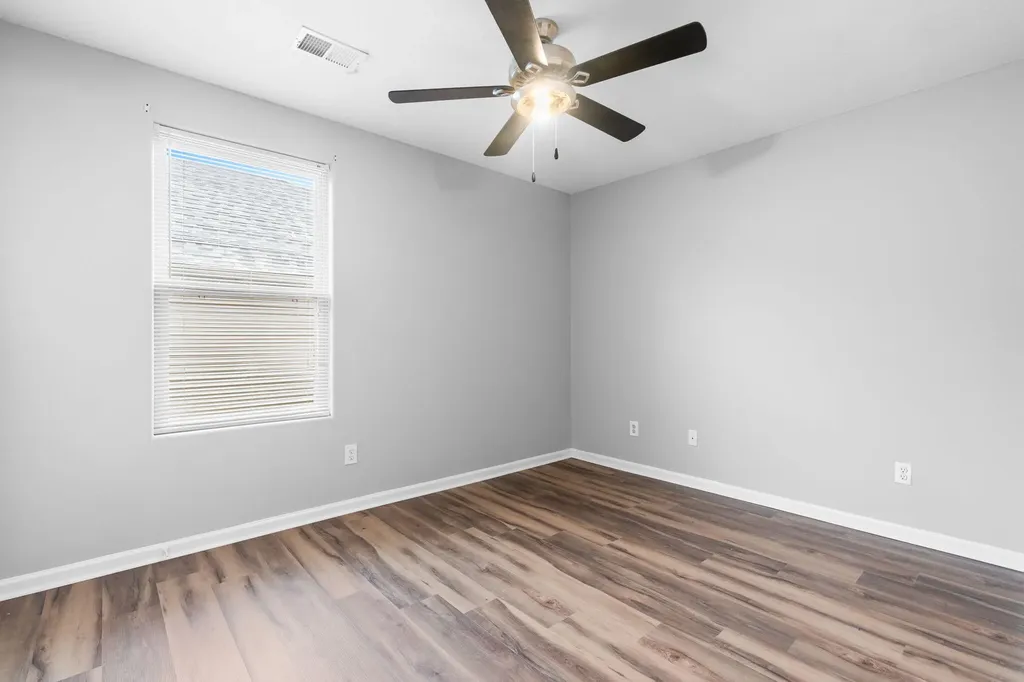 305 Spring Valley Lane Lexington KY 40511