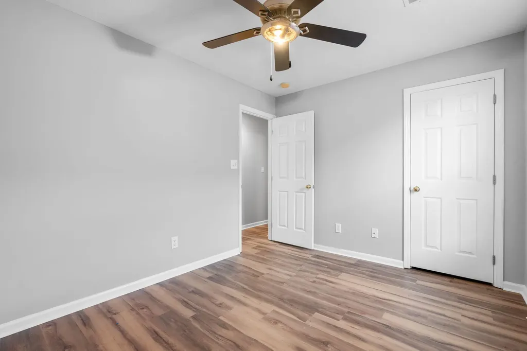 305 Spring Valley Lane Lexington KY 40511