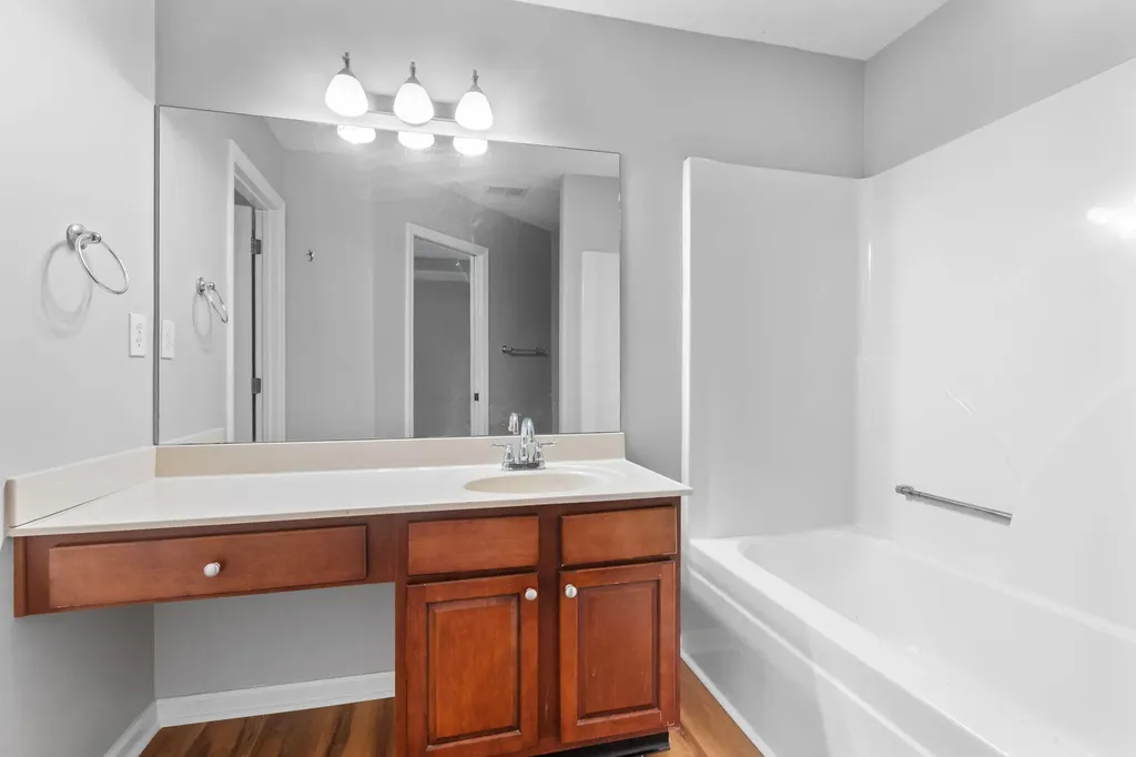 305 Spring Valley Lane Lexington KY 40511