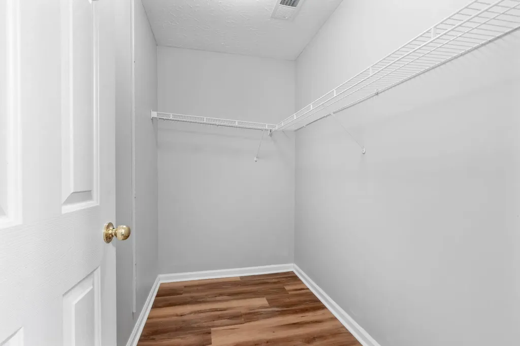 305 Spring Valley Lane Lexington KY 40511
