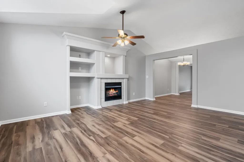 305 Spring Valley Lane Lexington KY 40511