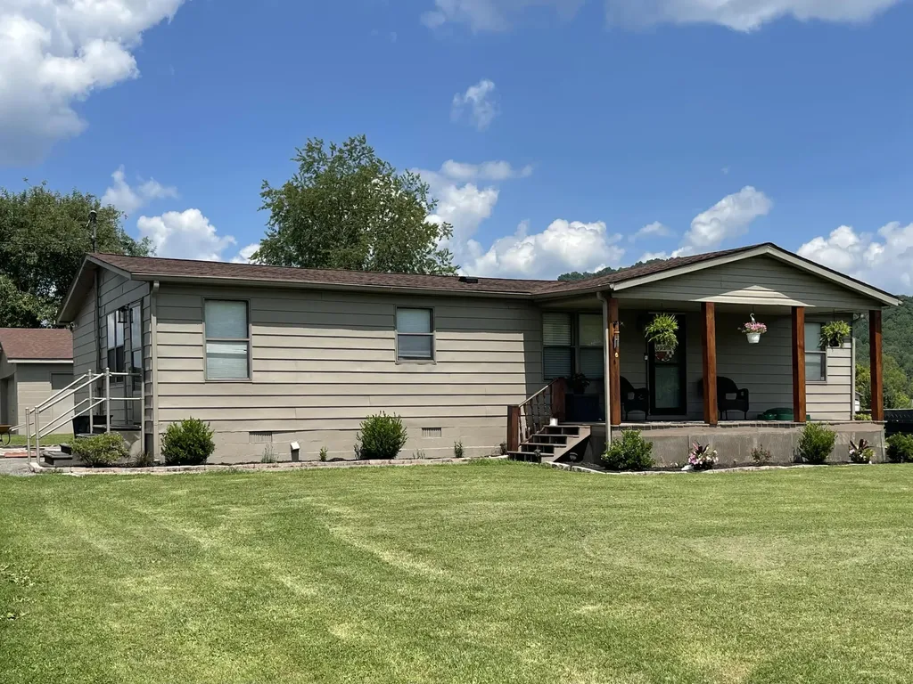 150 Noahville Lane Barbourville KY 40906