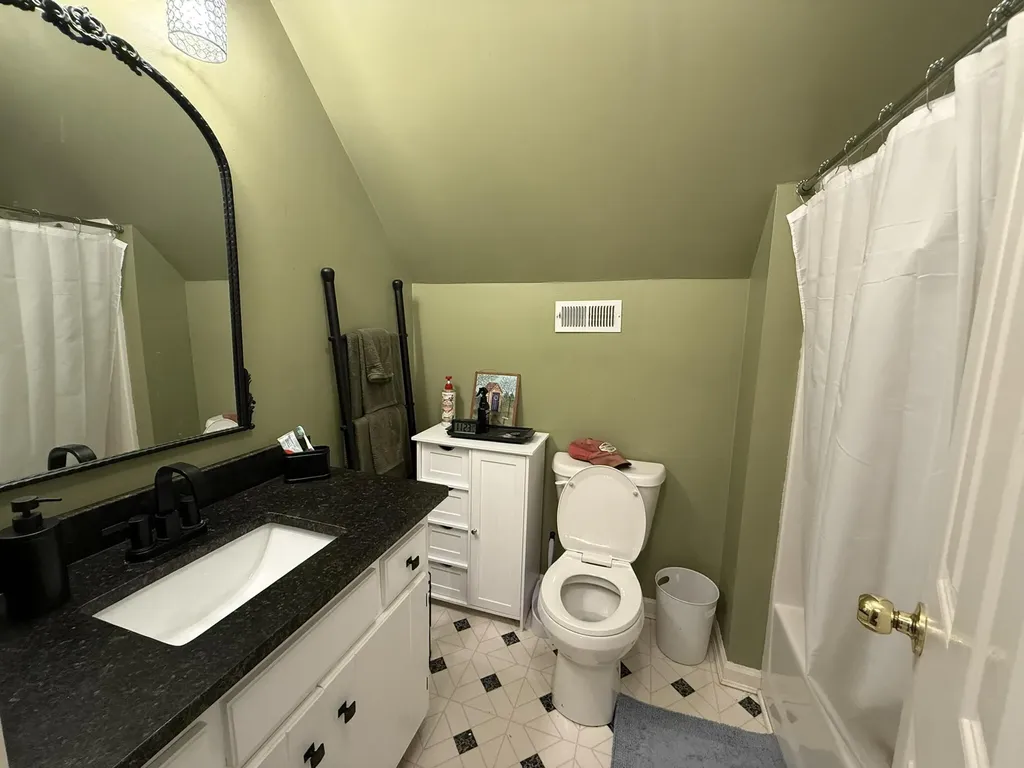 1671 Smith Grove Road Burkesville KY 42717