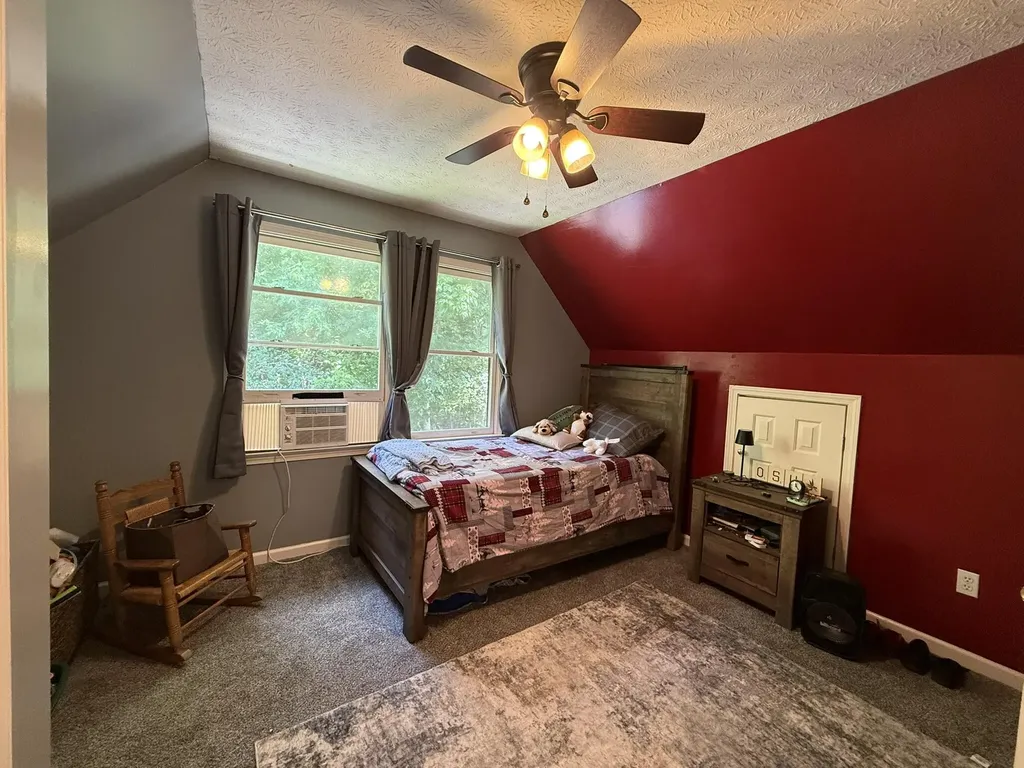 1671 Smith Grove Road Burkesville KY 42717