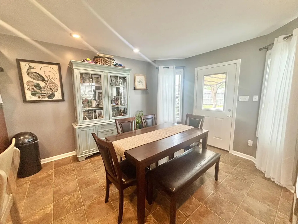 102 Saddlebrook Court Hopkinsville KY 42240