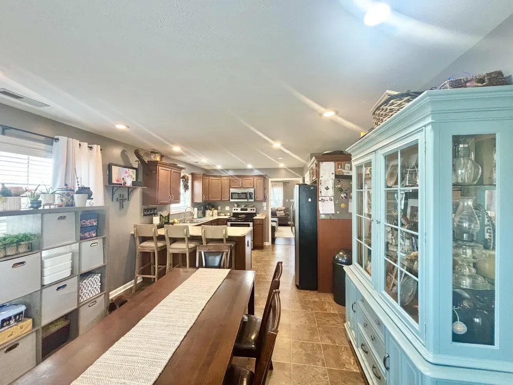102 Saddlebrook Court Hopkinsville KY 42240
