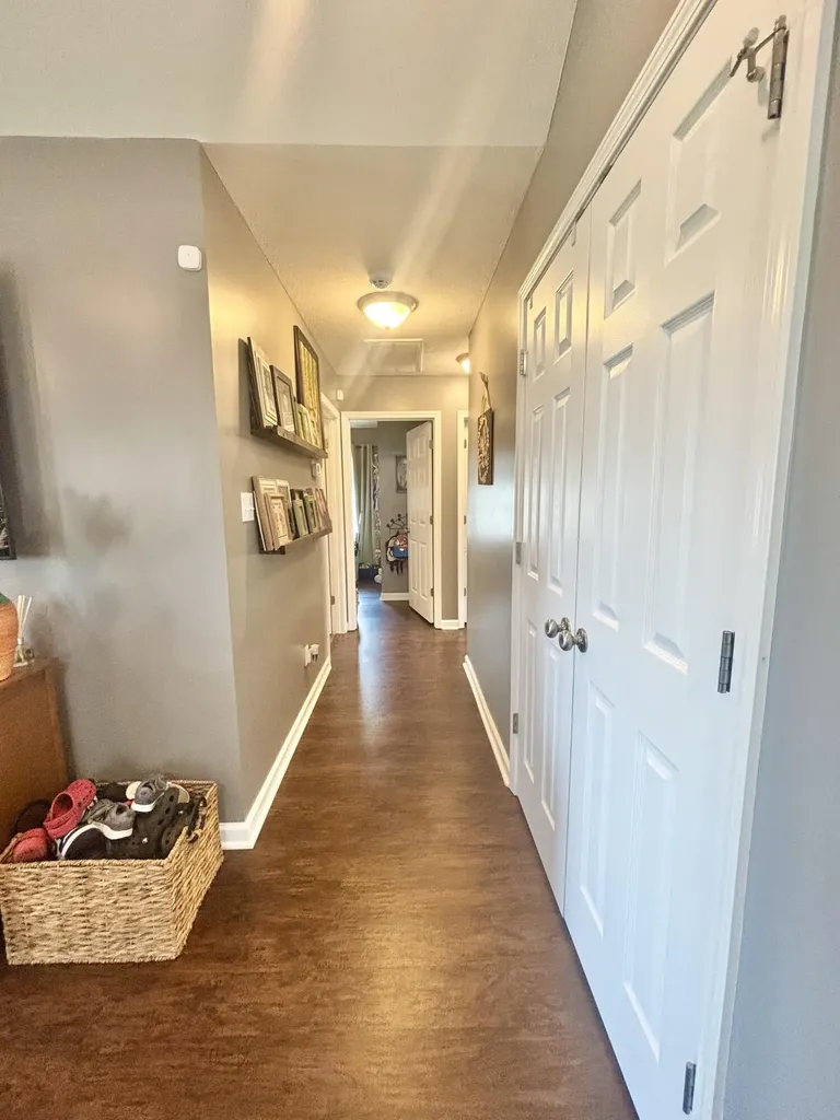 102 Saddlebrook Court Hopkinsville KY 42240