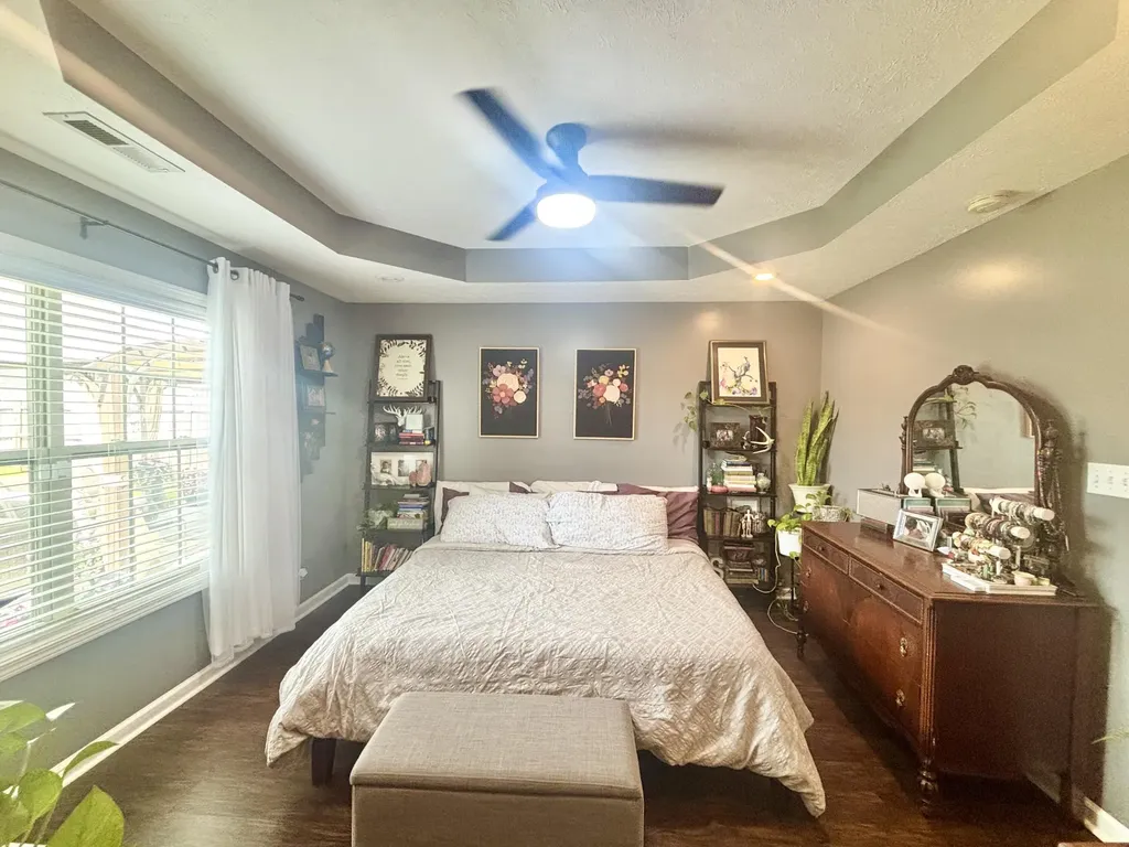 102 Saddlebrook Court Hopkinsville KY 42240