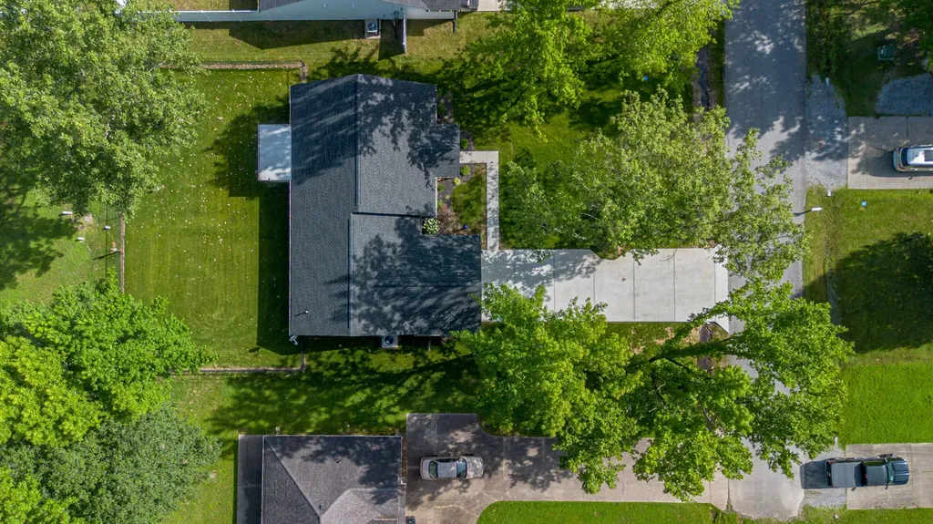 1915 Evelyn Drive Paducah KY 42003