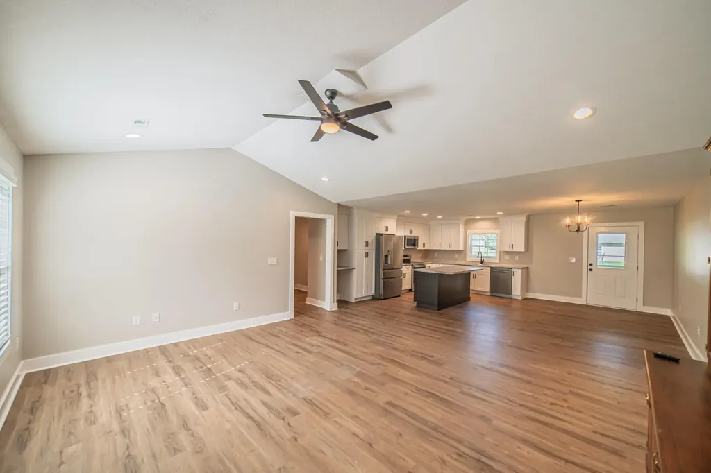 1915 Evelyn Drive Paducah KY 42003