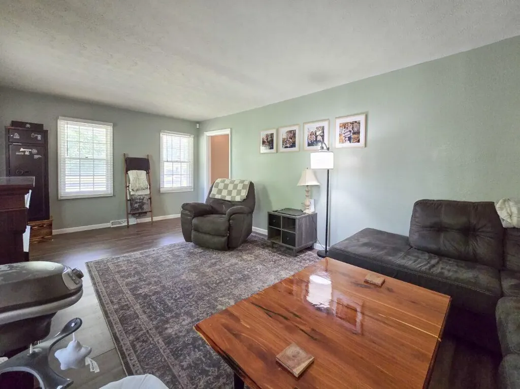 126 State Route 1890 Mayfield KY 42066
