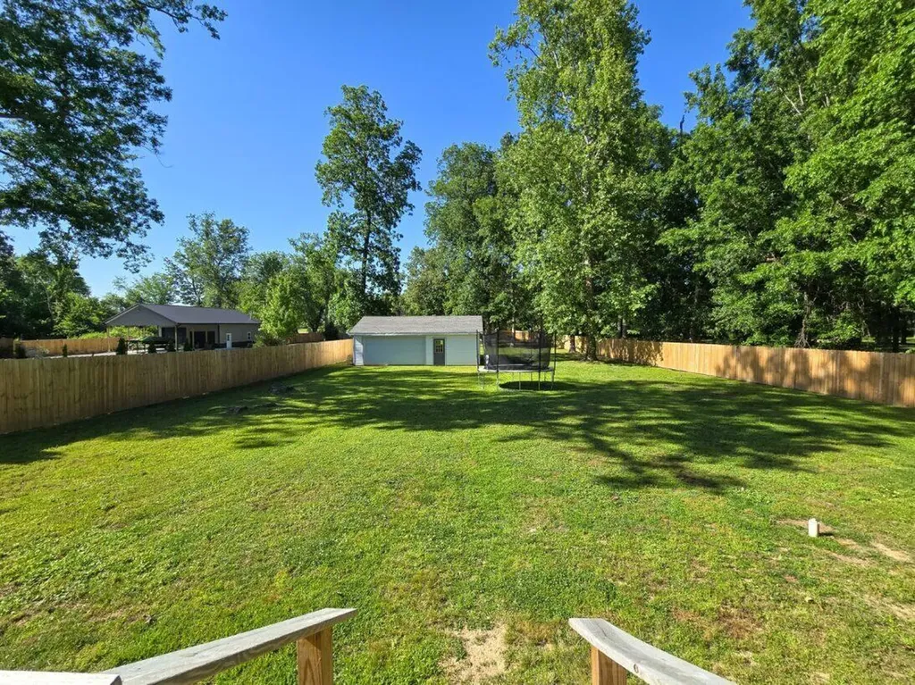 126 State Route 1890 Mayfield KY 42066