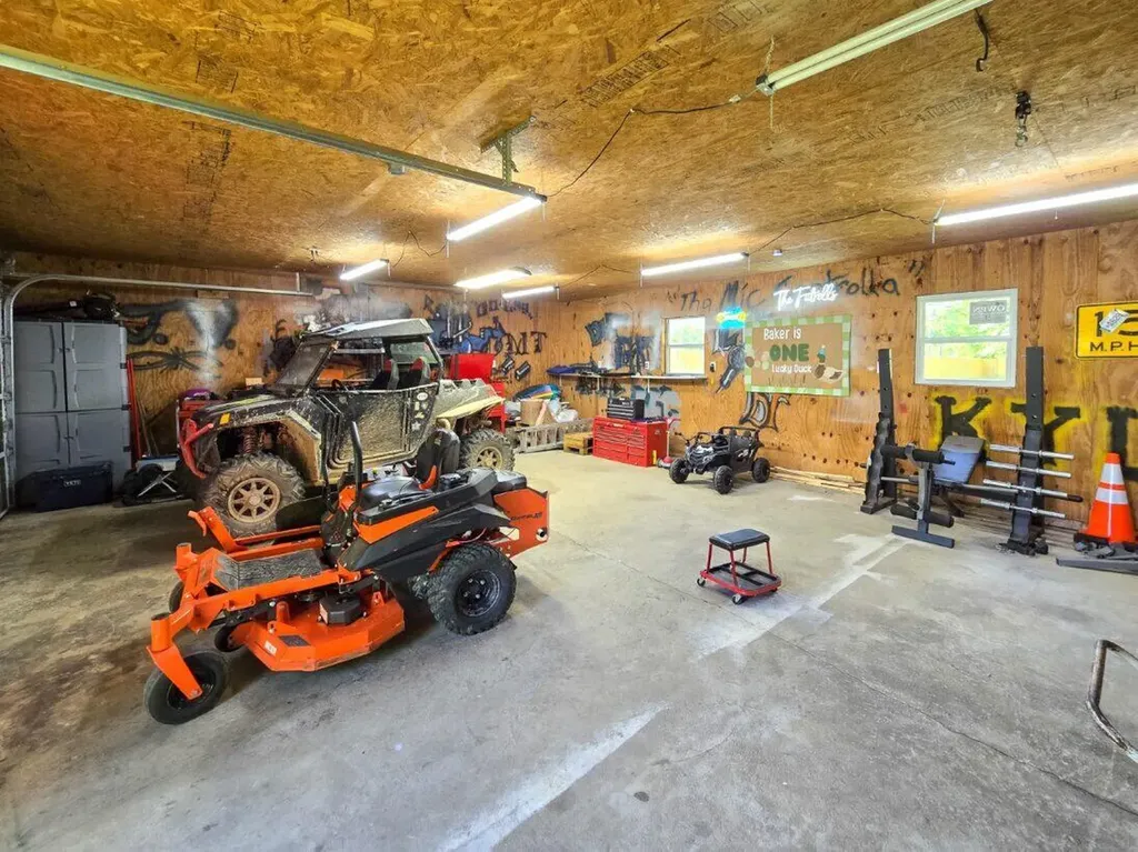 126 State Route 1890 Mayfield KY 42066