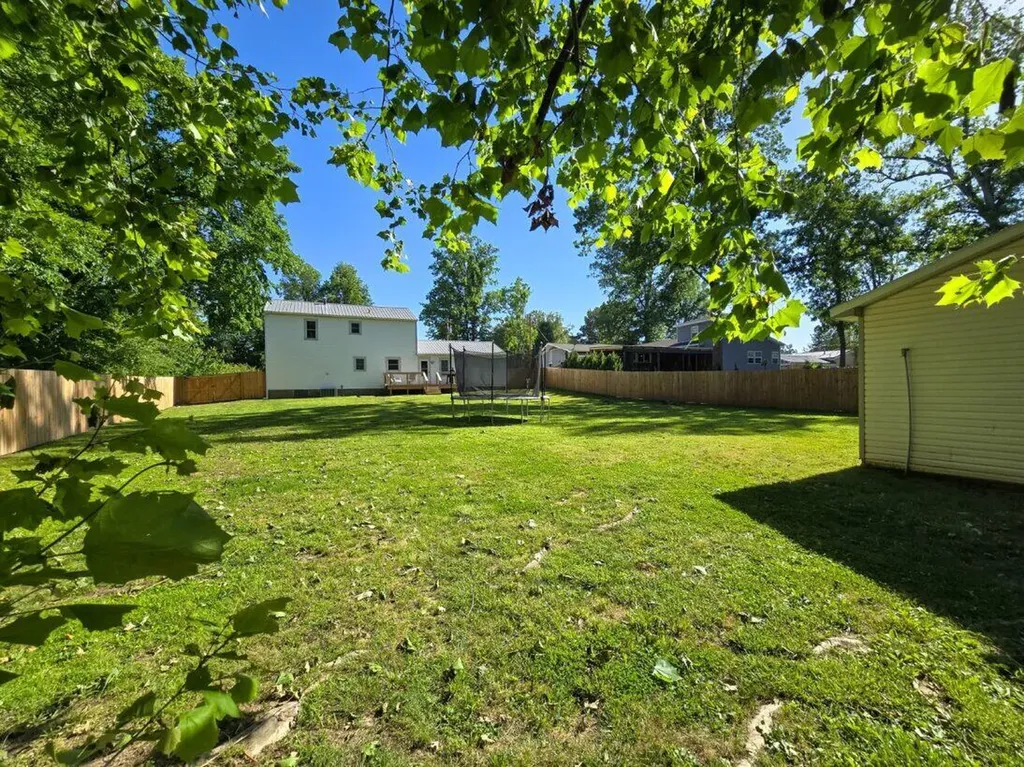 126 State Route 1890 Mayfield KY 42066