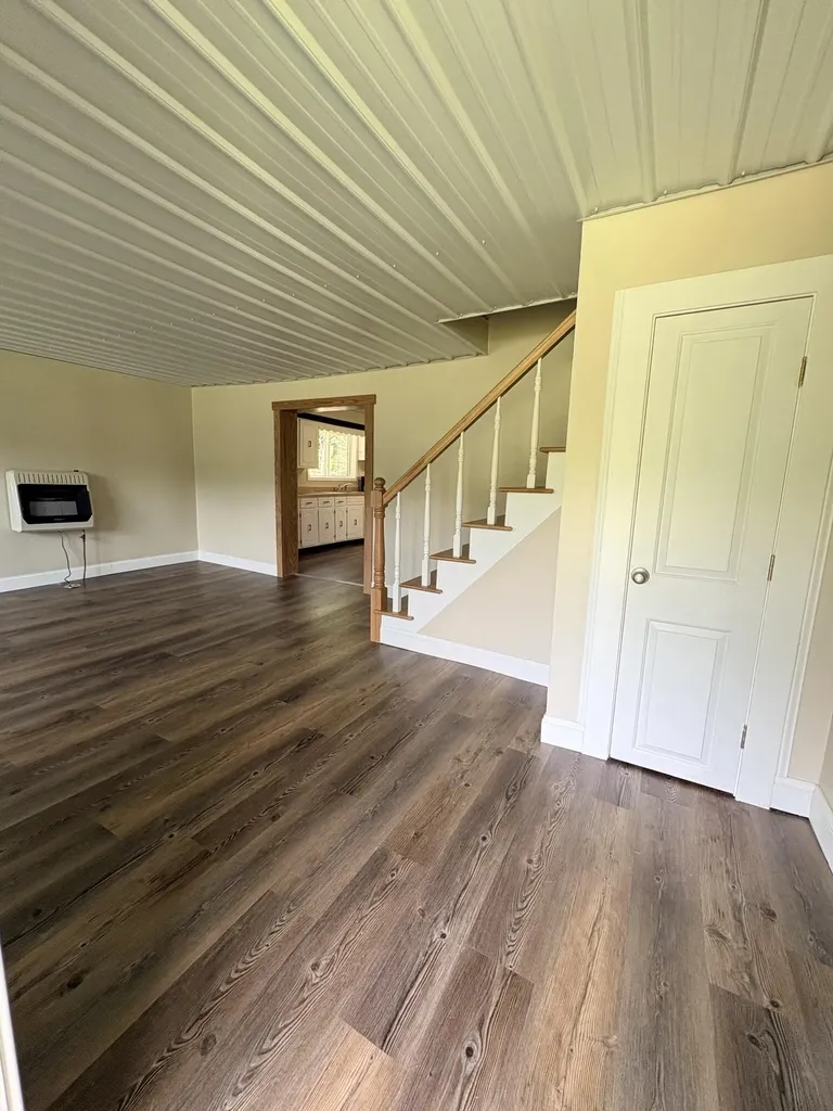 434 Ky-1024 Olive Hill KY 41164