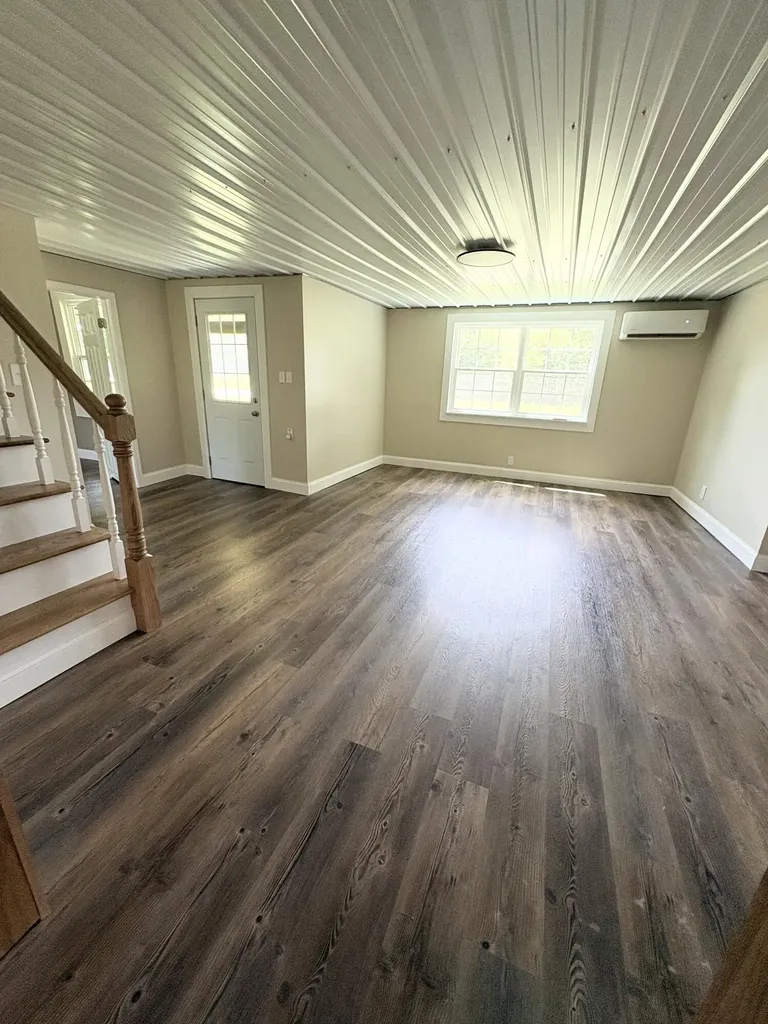 434 Ky-1024 Olive Hill KY 41164