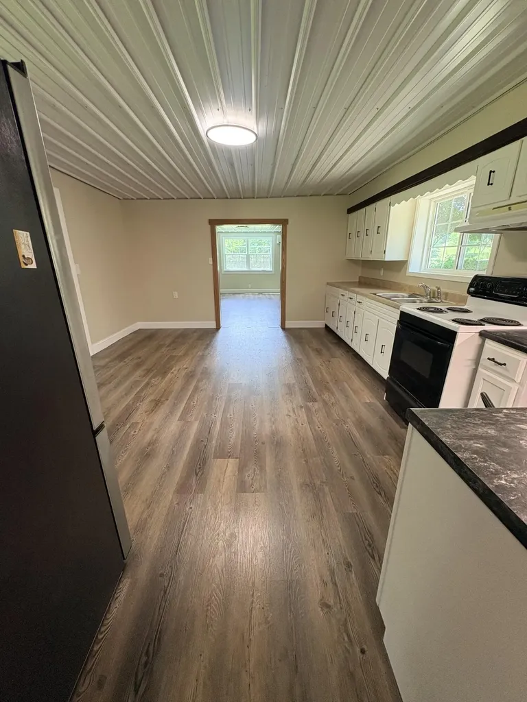 434 Ky-1024 Olive Hill KY 41164