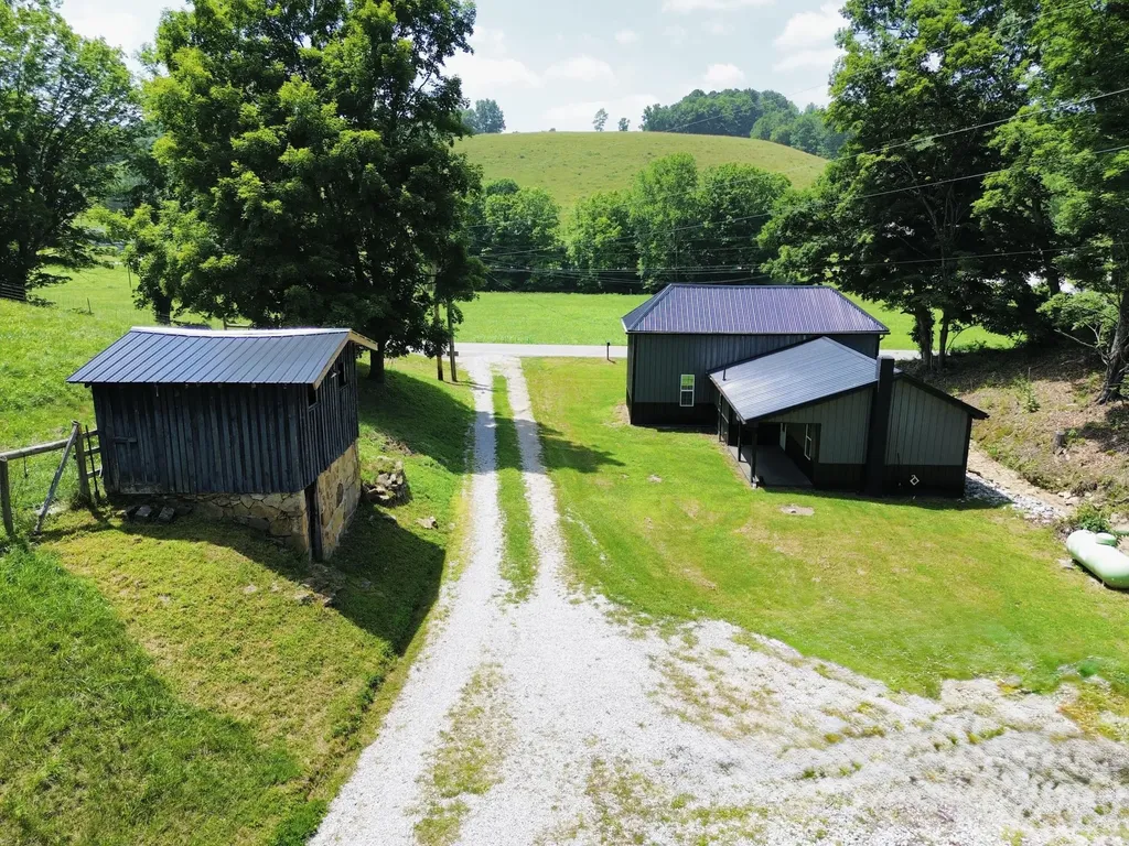 434 Ky-1024 Olive Hill KY 41164