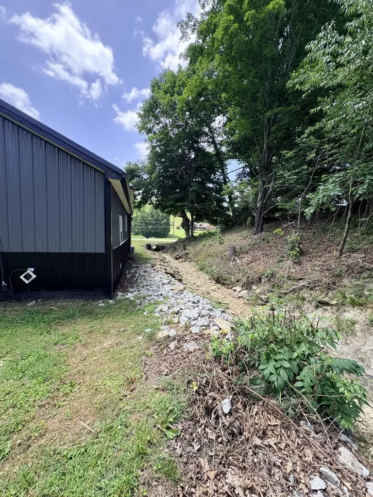 434 Ky-1024 Olive Hill KY 41164