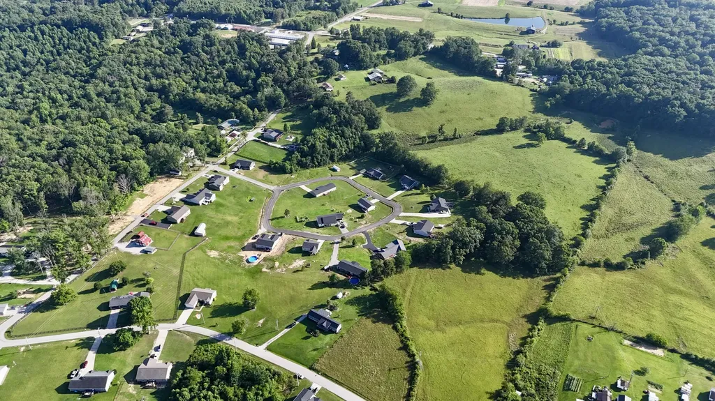 132 Bellwood Lane Keavy KY 40737
