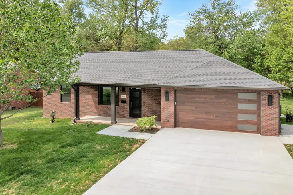 106 S Broach Avenue Murray KY 42071